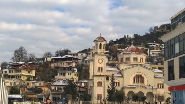 Peizazhi i qytetit të Beratit i mbuluar nga dëbora. 12 janar 2017. Foto: Erjola Azizolli.